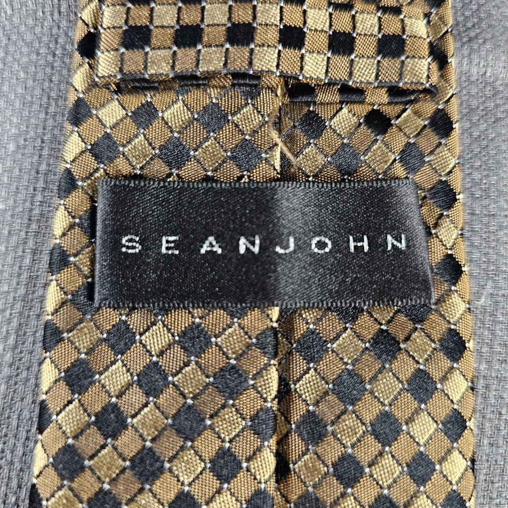 Sean John Mens Silk Necktie Gold Black Geometric Diamond‎ Pattern Woven Tie